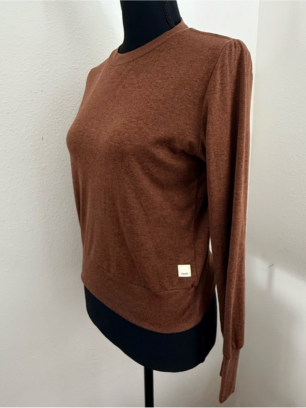 Vuori Daydream Crew Long Sleeve Top - Mulberry Heather - Size XS (EUC) - Picture 5 of 13
